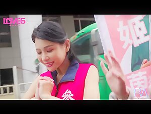 chinese porn(皇家华人)(ras-236)惊人画面曝光 为得支持沦为胯下囚-仙儿媛