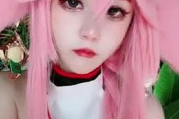 套路直播回放系列美少女女王调教辱骂之维妮粉色兔子装