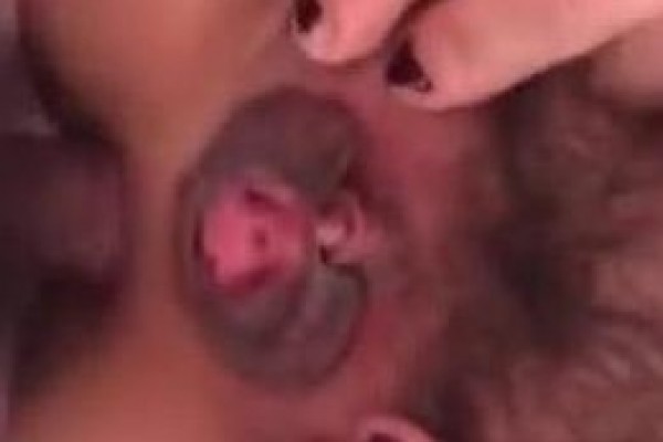 乱伦东北妈妈 操屁眼逼好想啊 小妹妹吃醋了 哎呀蝴蝶逼流水了逼馋啊 得捅捅逼一会儿 啊好球 啊喷了全程对白高能