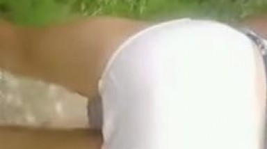 “太深了哎呦我操促进去了”对白搞笑淫荡各种粗口大奶子女主播约个屌丝野战还说才知道BB尿尿是有个小眼儿