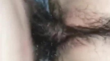 真实自拍 熟女妈妈被儿子干的满头大汗 小笨蛋 逼毛稀释 鲍鱼饱满肥美 不黑