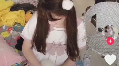 【今日推荐】最美91女神火爆豪乳美少女〖不见星空〗2012版性爱私拍流出 萝莉床边操 后入操女仆兔兔中 高清720P版