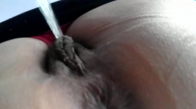 大胆超近距离1顶级福利资源厕拍圈内牛人大胆闯入女厕拍妹子方便时强拍脸强摸逼被发现翻车系列全是名场面