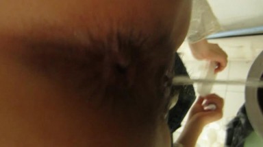 大胆超近距离2顶级福利资源厕拍圈内牛人大胆闯入女厕拍妹子方便时强拍脸强摸逼被发现翻车系列全是名场面