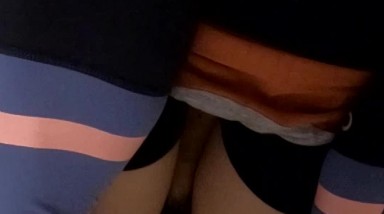 厕拍大神蹲点公园偷拍美女嘘嘘 明星气质美女尿尿姿势很特别 整个私处十分清晰 高清1080P原档无水印