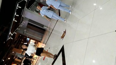 大神潜入三甲医院女厕厕拍偷拍两小护士的小黑B 原档无水印