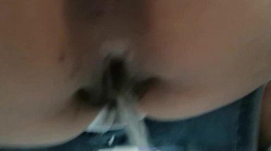 胆大包天坑神商场医院直闯女厕现场实拍超多小姐姐大小便最屌的是局部特写镜头都要碰到B1 (7)