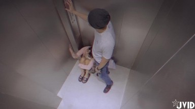 【神级女神 震撼首发】超人气爆乳女神『乐乐』电梯紧急停止 被屌丝强操 绝顶高潮 附隐藏版 高清1080P原版无水印