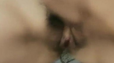 網約饑渴寂寞褕情良家少婦,如狼似虎的年紀,臊B讓隨便摸,真實不做作