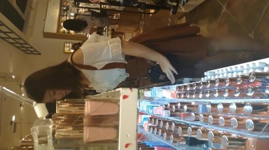 商场女厕跟踪厕拍白衣短裙长发漂亮的美女嘘嘘