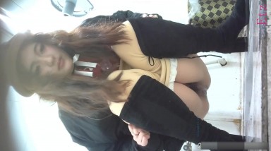 商场女厕 4K全景偷拍打电话的骚逼第9位夜总会小姐姐