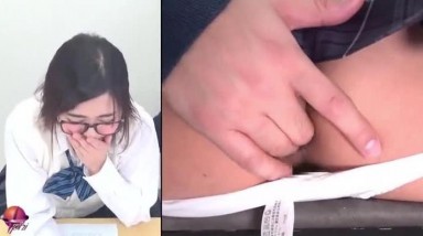 捅肛小子带着新装备又来学校祸害美女了，害的她们放学用手捂着屁股，不知是疼还是爽^