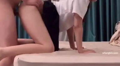 粉嫩小萝莉『制服小情趣』女仆制服诱惑 无套抽插粉嫩穴 丰臀篇