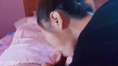 风骚丈母娘在婚房与女婿啪啪 让寂寞的卵巢重出江湖 超乱伦 后入口爱篇